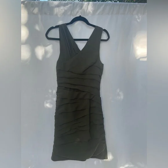 Aqua Olive Green Ruched Abstract Shoulder Mini Dress (Small) - Picture 5 of 6